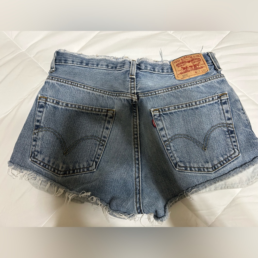 Vintage 90s y2k Levi 550 CutOff Blue Jean Shorts Distressed 32 Daisy Dukes